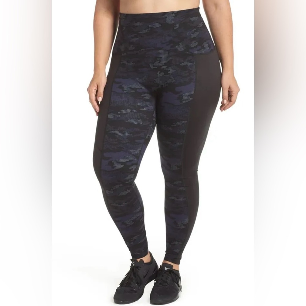 SPANX Womens Camo Print Active Leggings Blue/Black - Plus Size 1X - Mint